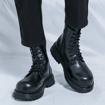 Ανδρικά μποτάκια Martin με PU επάνω μέρος, σόλα από καουτσούκ, στρογγυλή μύτη, μεσαίο ύψος τακουνιού 3–5 cm, μεσαίο μήκος μποτών