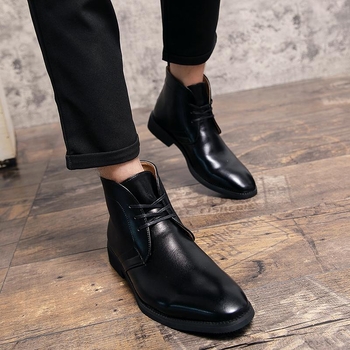 Ανδρικά μποτάκια Martin – δέρμα αγελάδας, μεσαίου ύψους, κορδόνια, μυτερή μύτη, καουτσούκ σόλα