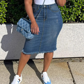 Τζιν φούστα με σιλουέτα hip, μεσαίο μήκος, αφηρημένο μοτίβο και κέντημα