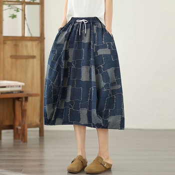 Пола с жакардова памучно-полиестерна материя, лалева кройка, средна дължина, за жени, лято 2025