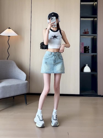 Τζιν φούστα σε γραμμή Α με στρας, επένδυμένη, μίξη βαμβάκι-πολυεστέρα, ελαστικό ύφασμα