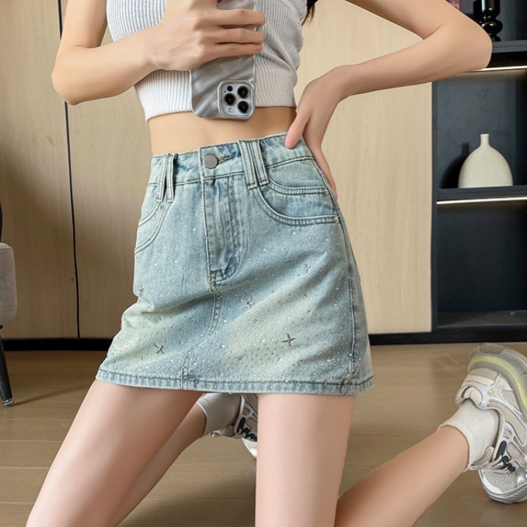 Τζιν φούστα σε γραμμή Α με στρας, επένδυμένη, μίξη βαμβάκι-πολυεστέρα, ελαστικό ύφασμα