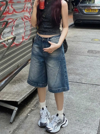 Pantaloni jeansi denim, croi larg, talie înaltă, lungime Capri, poliester 80-90%