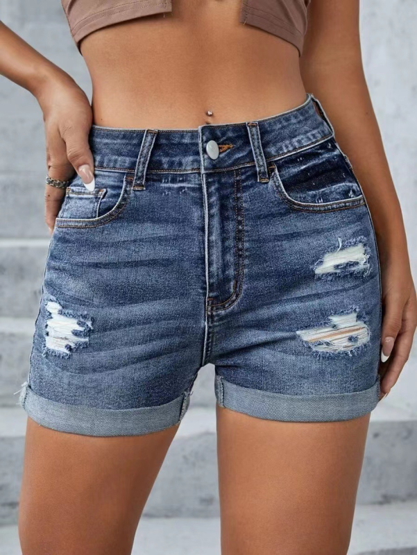Șort denim damă cu textură ruptă, model în relief, finisaj spălat, talie medie, croială strânsă