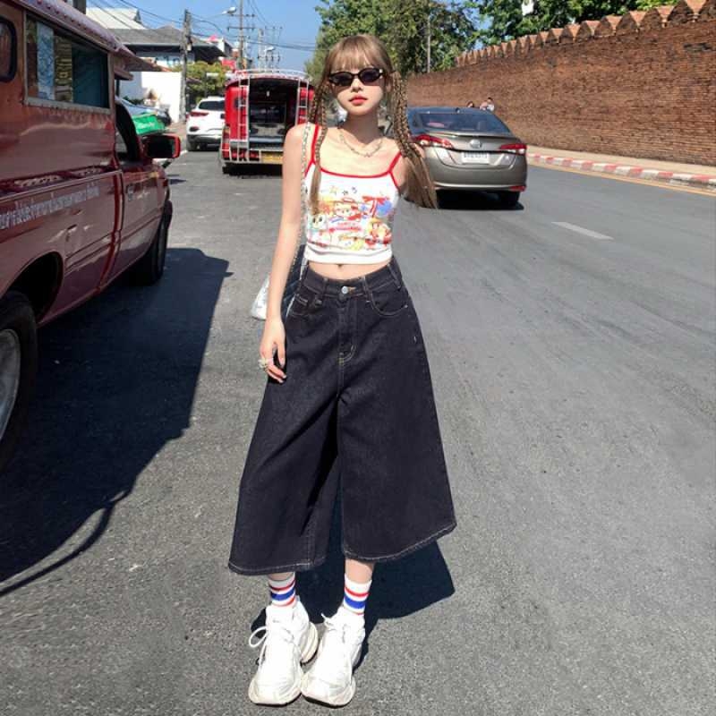 Magas derekú, széles szárú farmernadrág, Capri hosszúságú, pamut 80–90% és poliészter, városi stílus, tavasz 2025