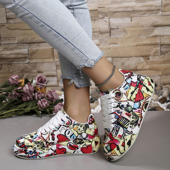 Παπούτσια sneaker με γκραφίτι μοτίβο, PU επάνω μέρος, στρογγυλή μύτη, καουτσούκ σόλα, ύψος φτέρνας 3-5 εκ