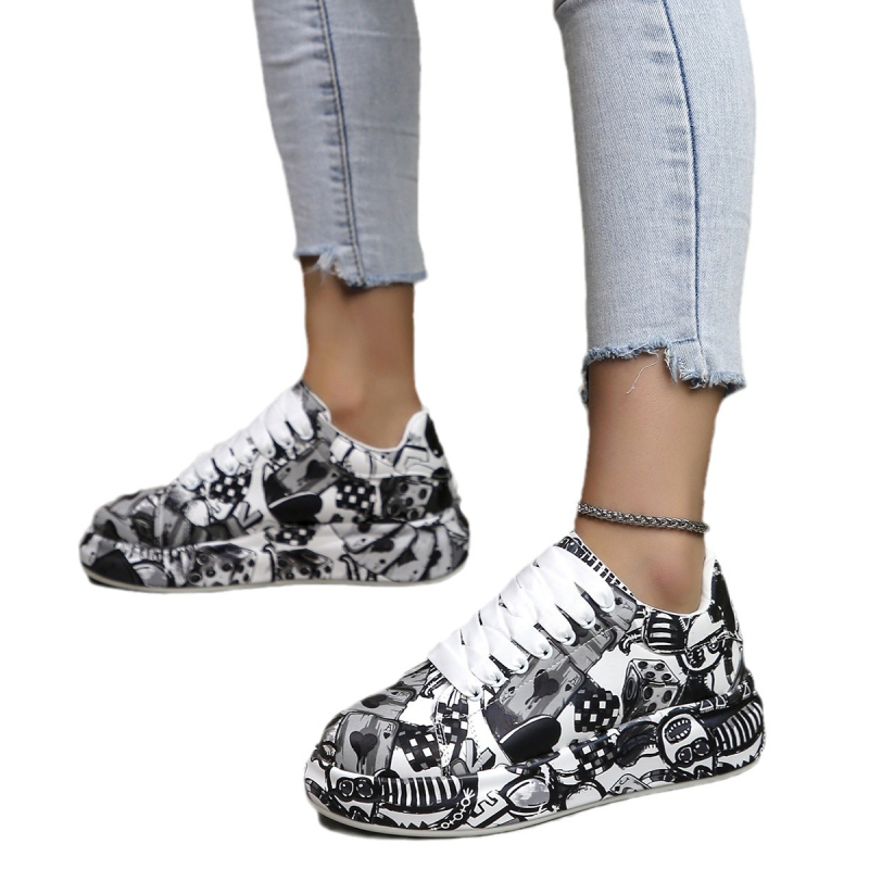 Sneaker cu imprimeu graffiti, partea superioară din PU, vârf rotund, talpă din cauciuc, înălțime călcâi 3-5 cm