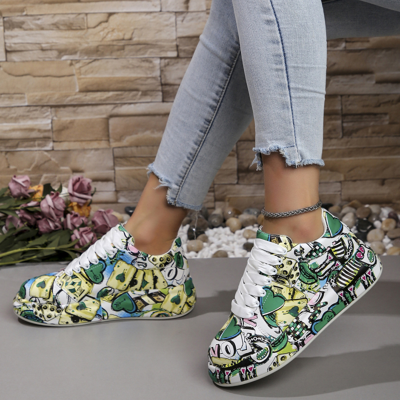 Sneaker cu imprimeu graffiti, partea superioară din PU, vârf rotund, talpă din cauciuc, înălțime călcâi 3-5 cm