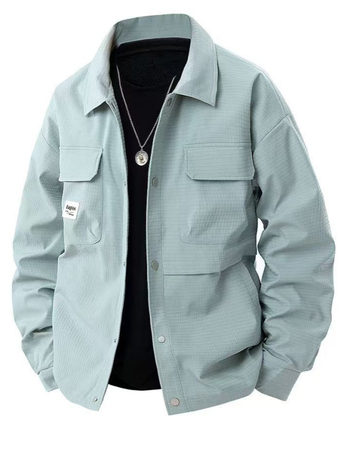 Muško jakna s reverom, jednostruko kopčanje, tkanina od poliester–miješavine (51–70%), podstava 100% poliester, slobodan kroj, dugi rukavi, proljetno-jesenska vanjska odjeća