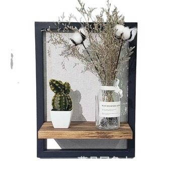 Ξύλινο ράφι αποθήκευσης τοίχου με ορθογώνιο πλαίσιο φωτογραφιών, μοντέρνος μινιμαλιστικός σχεδιασμός.