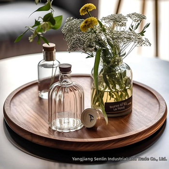 Koka apaļš trauks, mūsdienīgs vienkāršs stils, vienkrāsains dizains, piemērots tējai un uzkodām.