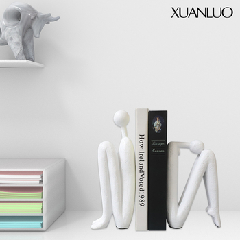 Абстрактна човешка фигура - декоративна украса в европейски стил за хол, спалня и библиотека; подходяща за кафене. Материал: синтетична смола; Тип материал: пластмаса, смола; Категория: смолени изделия; Опаковка: картонена опаковка