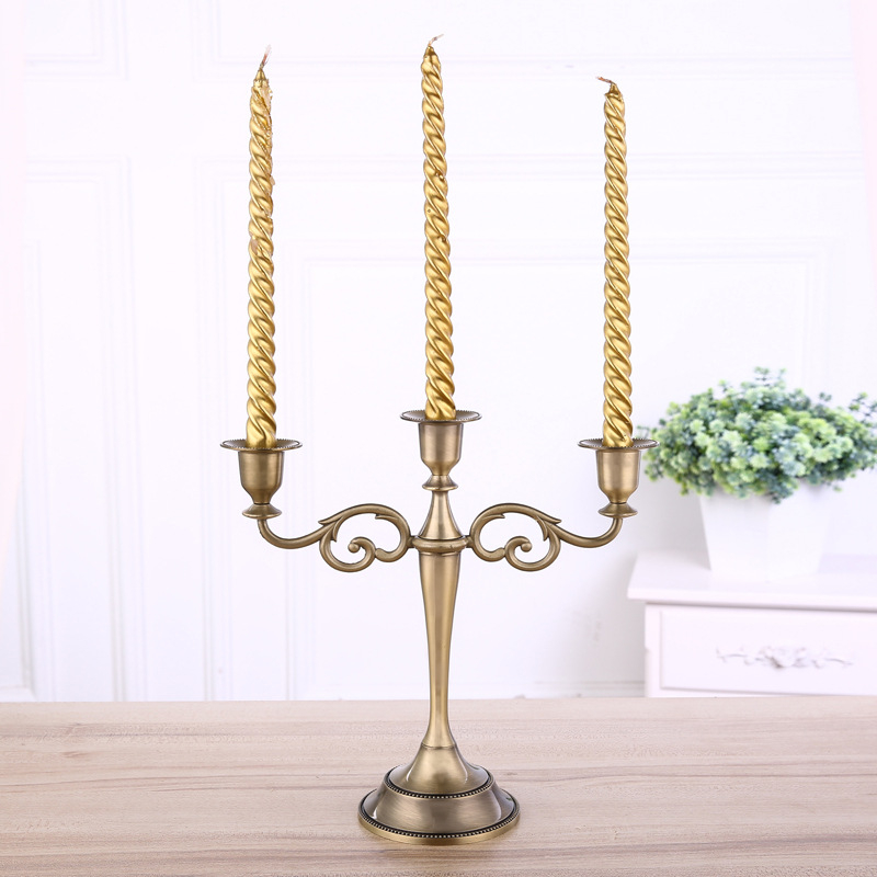 Lavapan svijećnjak, metalna legura, uređivanje doma, kartonsko pakiranje (Brand: lavapan; Materijal: legura; Kategorija: svijećnjak, predmeti za svijeće; Pogodno za: uređenje doma; Pakiranje: karton)