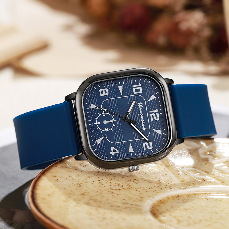 Muški sat s kvadratnim kućištem, kvarcni mehanizam 618, silikonska narukvica, legura kućišta, prilagodljivo logo