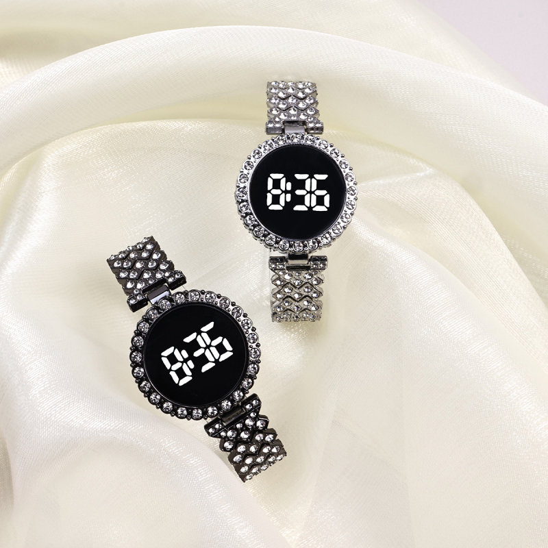 Дамски часовник с електронно движение, цифров дисплей, LED осветление, модел SL68, корпус и каишка от цинкова сплав