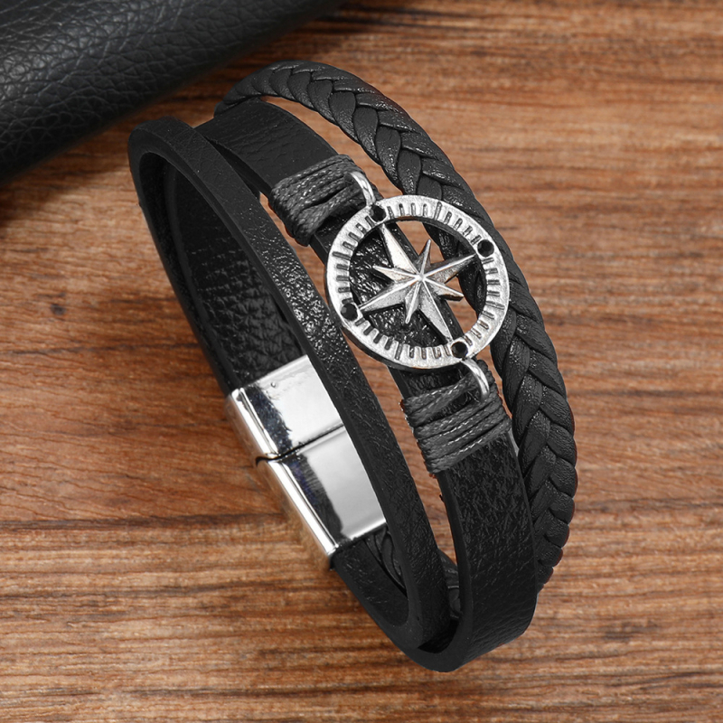 Férfiaknak készült karkötő cinkötvözetből — kézzel készült, többszintű szövés, geometriai retro stílus, kerek lemez nyolcágú csillaggal