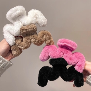 Κλιπ μαλλιών από plush, γκριπερ στυλ, χειροποίητο (Υλικό: plush; Στυλ: γκριπερ; Κατατάξεις: γκριπερ κλιπ; Κατηγορία: αξεσουάρ μαλλιών)