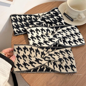 Κορεατικό στυλ πλεκτή κορδέλα μαλλιών με σχέδιο houndstooth, ευρύ γείσο, διαμαντένιος σχεδιασμός, άνοιξη 2024