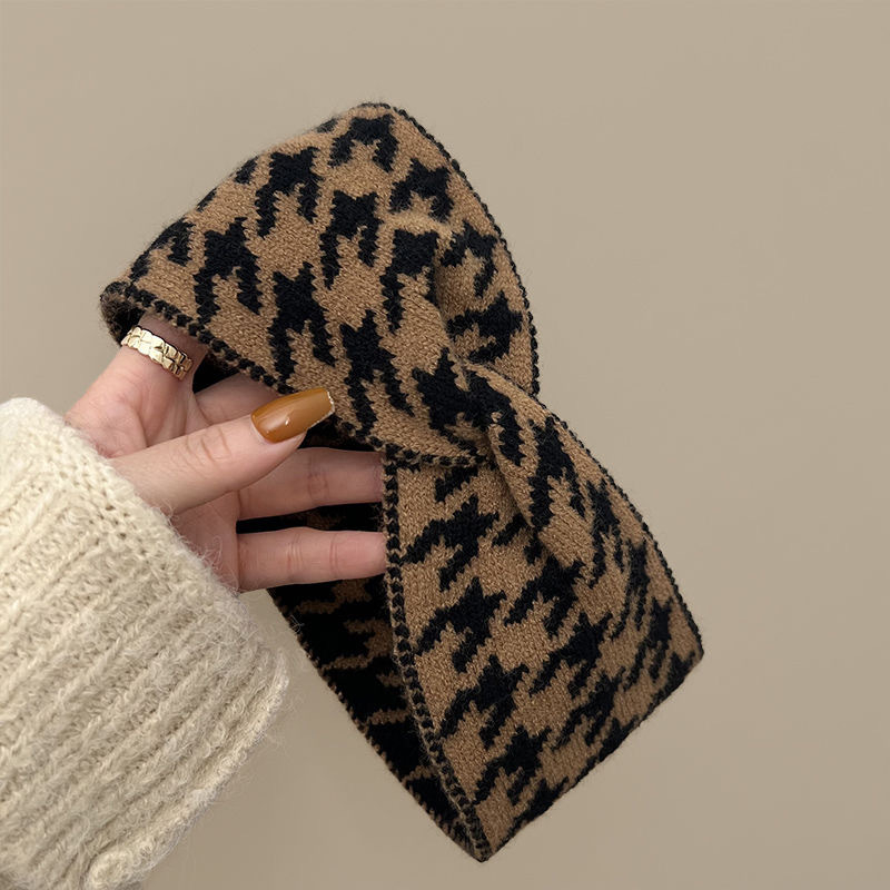 Κορεατικό στυλ πλεκτή κορδέλα μαλλιών με σχέδιο houndstooth, ευρύ γείσο, διαμαντένιος σχεδιασμός, άνοιξη 2024