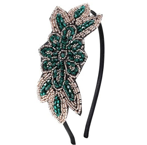 Κορδέλα μαλλιών με χάντρες σε μοτίβο φύλλου και στρας, από πλαστικό/ρητίνη, γυναικεία μινιμαλιστική εμφάνιση, καρό σχέδιο, κυκλοφορία άνοιξη 2024