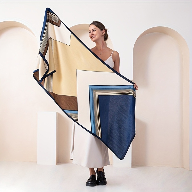 Fular din amestec mohair, subțire și elegant, tricotat prin warp, conținut de bumbac ≤10%, lungime medie, lansare primăvara 2024
