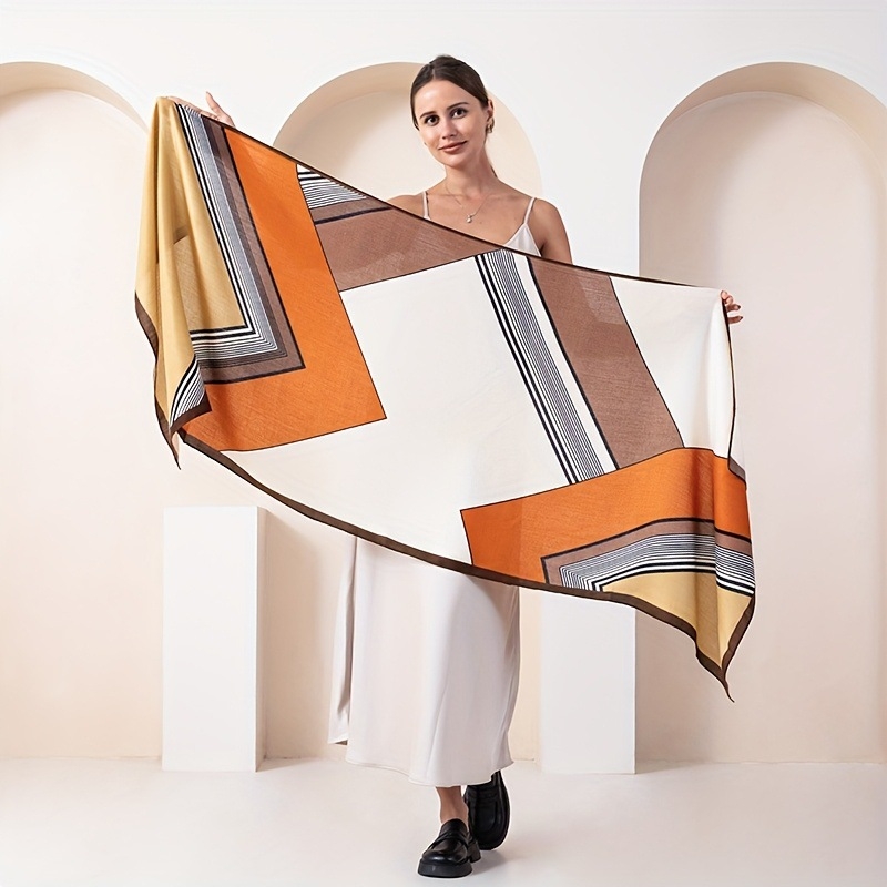 Fular din amestec mohair, subțire și elegant, tricotat prin warp, conținut de bumbac ≤10%, lungime medie, lansare primăvara 2024