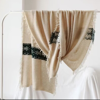 Jinghuo pastoral ζακάρ πλεκτό κασμίρι φουλάρι και μεγάλο σάλι, διπλής χρήσης, διάτρητο μοτίβο με φτερά και φύλλα, κατάλληλο για την άνοιξη, καταχωρημένο το καλοκαίρι 2021