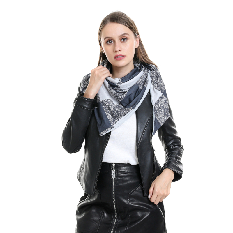 Saly Baby Prilagodljivi šal s gumbima, karirani uzorak, trokuti oblik, akrilna/lažna vuna, warp pletenje, topao, zima/jesen