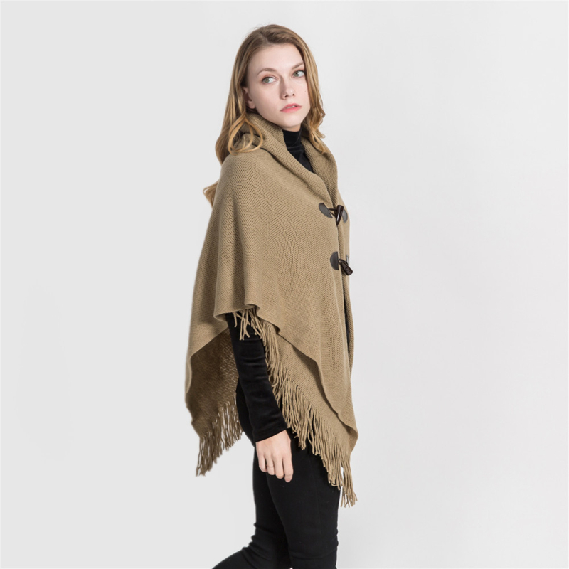 Cardigan cu glugă și nasturi; material acrilic/vată sintetică; țesătură jacquard; model monocrom
