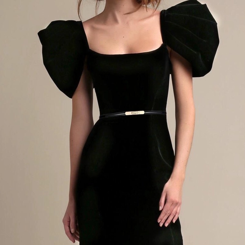 Női vékony bőr deréköv, sokoldalú és egyszerű dizájn (Anyag: valódi bőr; Bőr típusa: első osztályú marhabőr; Csatt: ötvözet; Zárás: csat; Sezon: 2024 nyár; Stílus: sokoldalú, egyszerű)