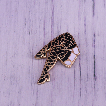 Καρφίτσα με γοτθικό μοτίβο Halloween και δίχτυ ποδιού, unisex μεταλλική διακόσμηση