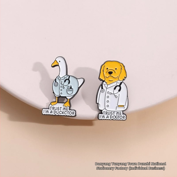 Καρφίτσα από κράμα με επικάλυψη αργύρου ή χρυσού — διπλής χρήσης, πρωτότυπος σχεδιασμός, Άνοιξη 2025