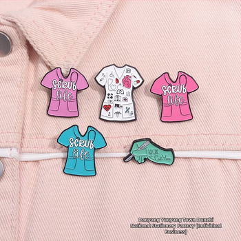 Καρφίτσα από κράμα με επικάλυψη αργύρου ή χρυσού — διπλής χρήσης, πρωτότυπος σχεδιασμός, Άνοιξη 2025