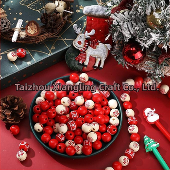 Ξύλινες χάντρες για χριστουγεννιάτικη διακόσμηση — φυσικές στρογγυλές χάντρες για χειροτεχνίες