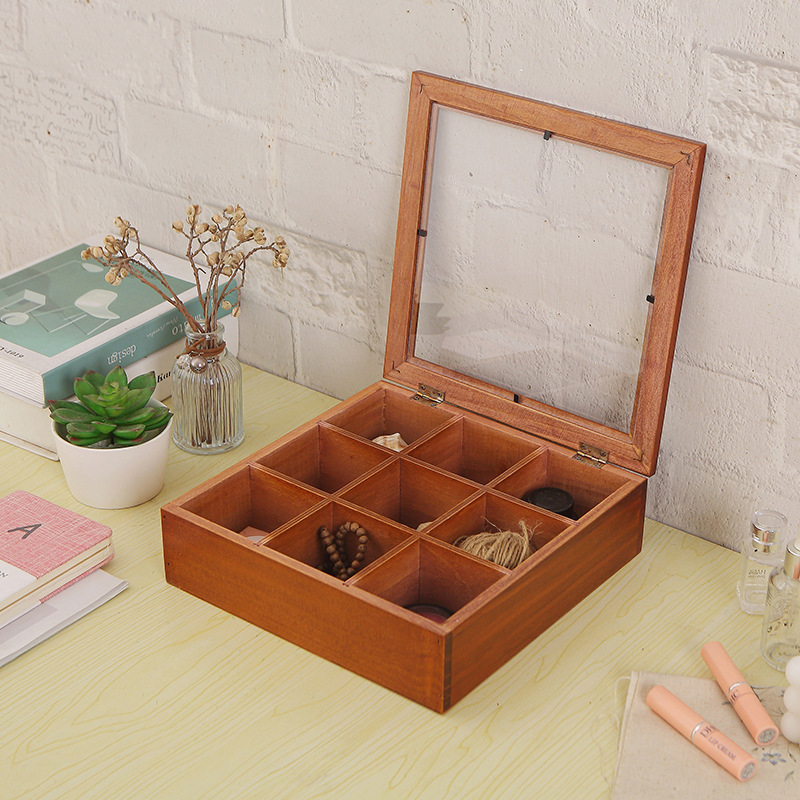 Κουτί αποθήκευσης κοσμημάτων με εννιά διαμερίσματα σε τετράγωνη διάταξη; ξύλινο υλικό; κουτί συσκευασίας.