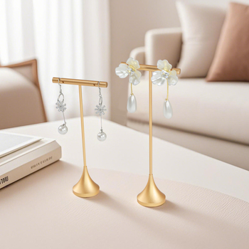 Στήριγμα κοσμημάτων από μέταλλο με γεωμετρικό σχέδιο, χειροποίητη τέχνη από σίδηρο, αίσθηση υψηλής ποιότητας