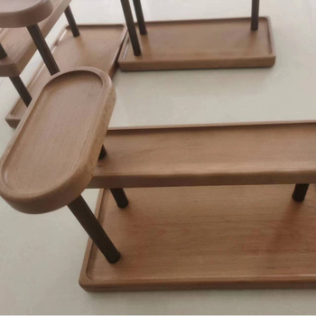 Ξύλινο ράφι-σκάλα για αποθήκευση κοσμημάτων, επιτραπέζιο εκθετήριο, δύο επίπεδα