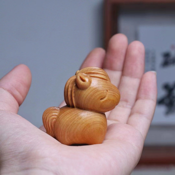 Ξύλινο άλογο για γραφείο – κυπάρισσο ξύλο, μοντέρνος μινιμαλιστικός γλυπτός, λείανση, δώρο γενεθλίων