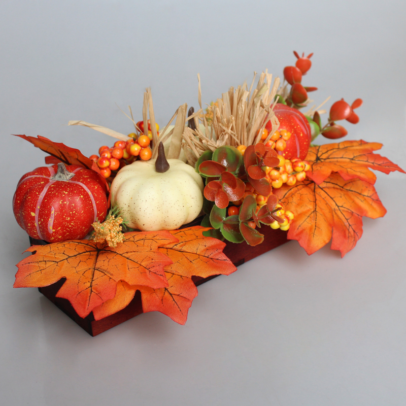 Rudens galda virtene ar ogām, ķirbjiem un kļavu lapām | Zīmols Yi Jin | Materiāls: Cits | Nav imports | Kinijas Mīlestības dienai