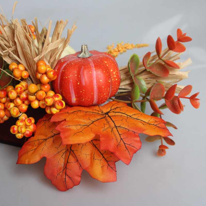 Rudens galda virtene ar ogām, ķirbjiem un kļavu lapām | Zīmols Yi Jin | Materiāls: Cits | Nav imports | Kinijas Mīlestības dienai