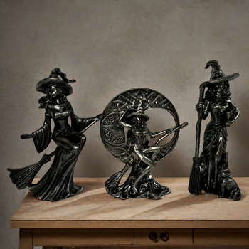 Европейски стил Лунна вещица с метла – декоративна фигурка за хол/ бюро, от пластмаса и смола