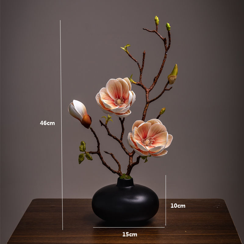 Dirbtinė magnolija dekoracija – įėjimui ir svetainei – Medžiaga: šilkas žiedas; Veislė: Magnolia; Tekstūra: realistinė; Paskirtis: dekoratyvinis