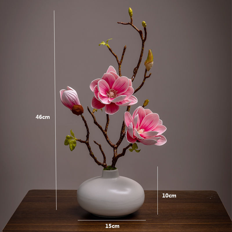 Dirbtinė magnolija dekoracija – įėjimui ir svetainei – Medžiaga: šilkas žiedas; Veislė: Magnolia; Tekstūra: realistinė; Paskirtis: dekoratyvinis