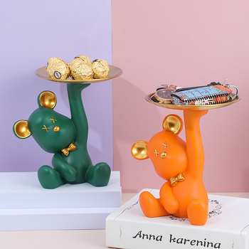 Десктоп поднос-орнамент с мотив мечка, от смола, за дневна стая и съхранение