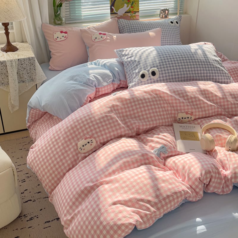 Četrdaļīgs gultas veļas komplekts ar karikatūru izšuvumu, segas pārklājs un palags, sintētiska šķiedra, Twill audums, svars 1000–1500 g