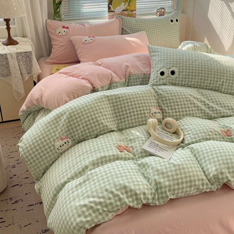 Četrdaļīgs gultas veļas komplekts ar karikatūru izšuvumu, segas pārklājs un palags, sintētiska šķiedra, Twill audums, svars 1000–1500 g