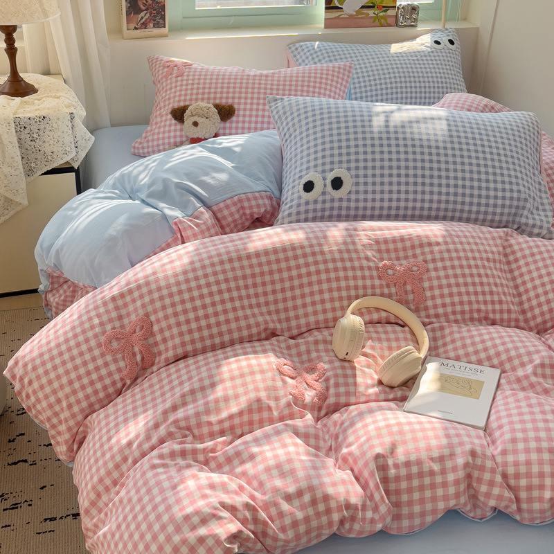 Četrdaļīgs gultas veļas komplekts ar karikatūru izšuvumu, segas pārklājs un palags, sintētiska šķiedra, Twill audums, svars 1000–1500 g