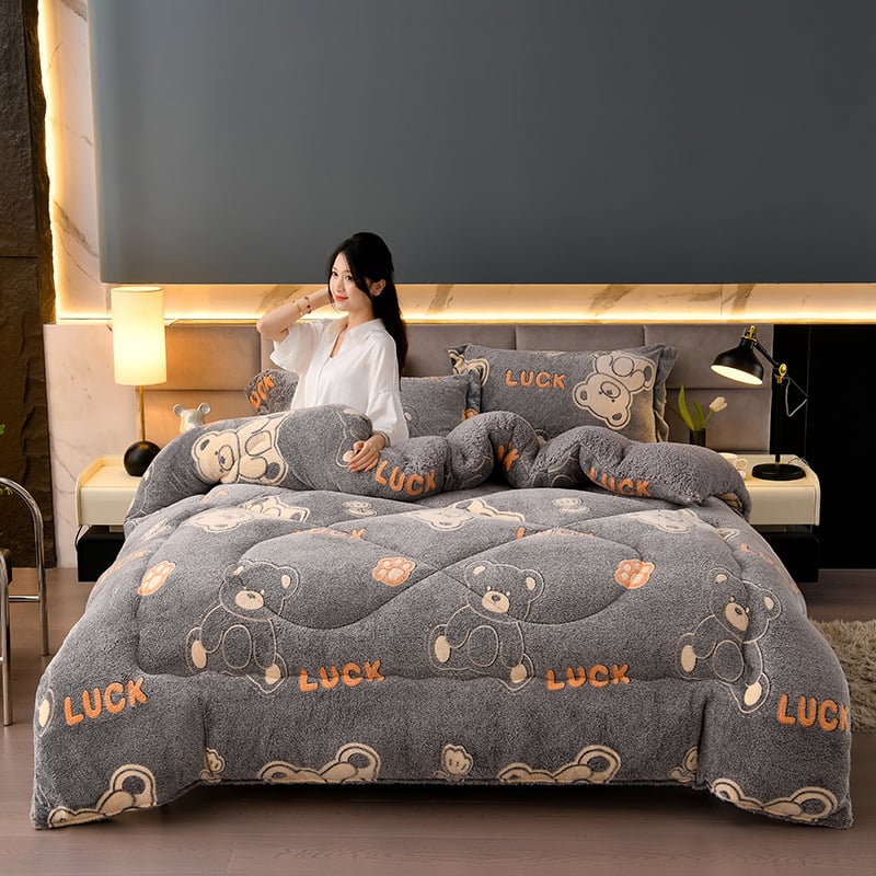 Téli kétoldalas báránybőr velúr paplan, Snowflake és Milk Velvet mintázat, 3,5–4 kg, töltet: kémiai rost, testreszabás elérhető