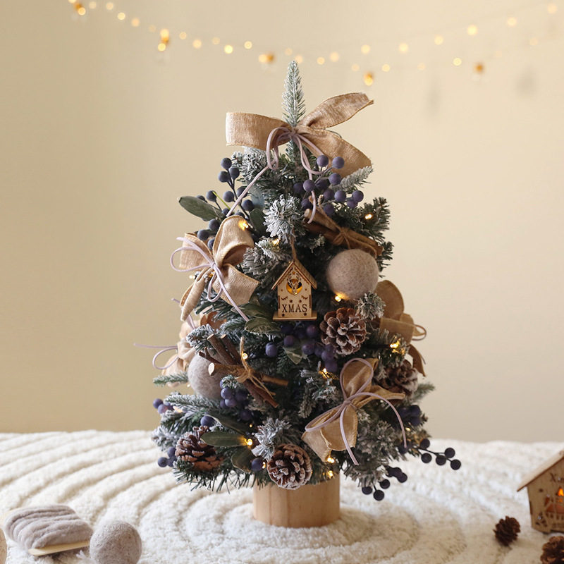 Stalo Kalėdinė eglutė PET su LED šviesomis dekoracijai