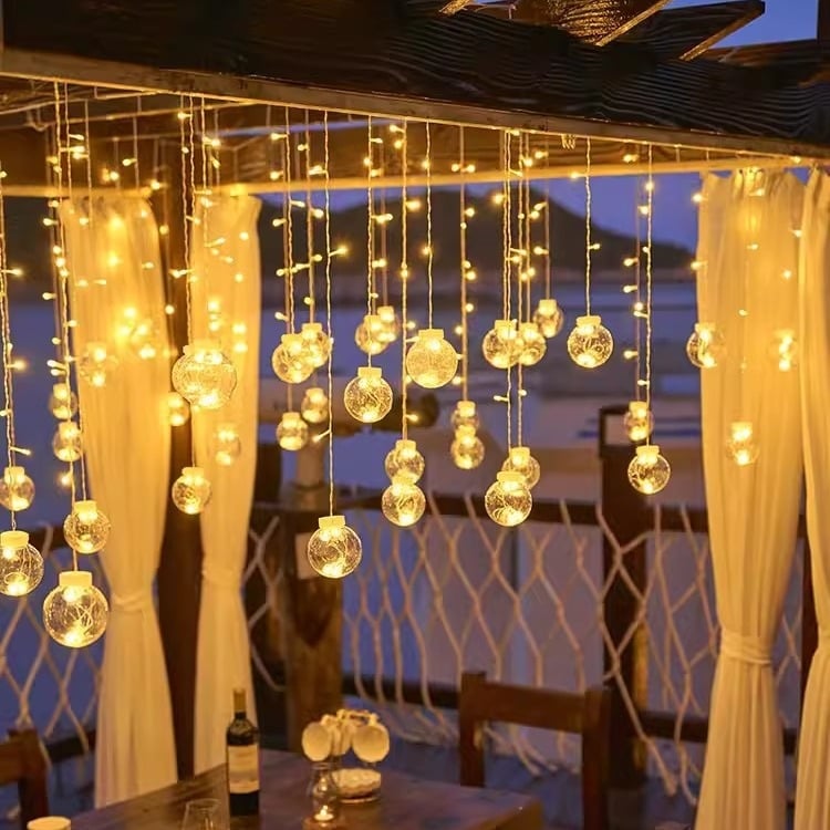 Napelemes kívánsággömb lámpák kültéri dekorációhoz, Modell 06, 8 fényforrás, bemeneti feszültség ≤36V, gombos vezérlés